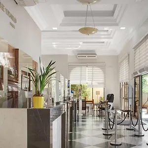Completo No Itaim 3*, São Paulo Brasil